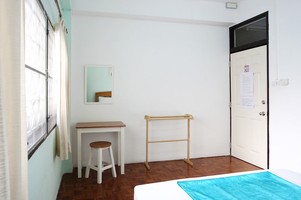 The I Talay Room And Souvenir Krabi town Exteriör bild