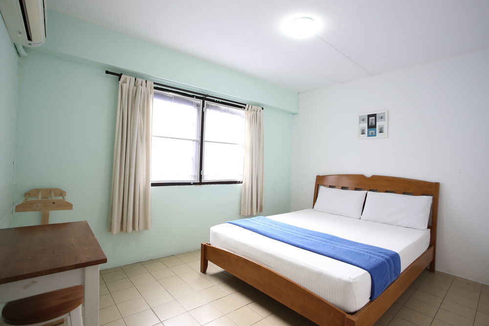 The I Talay Room And Souvenir Krabi town Exteriör bild