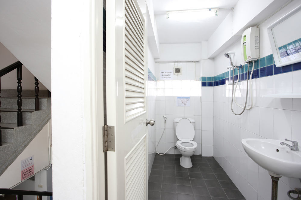 The I Talay Room And Souvenir Krabi town Exteriör bild