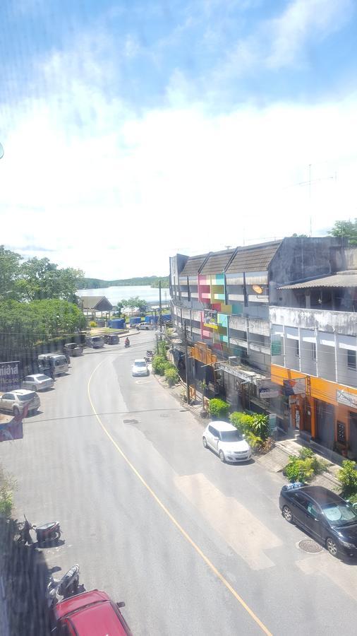 The I Talay Room And Souvenir Krabi town Exteriör bild