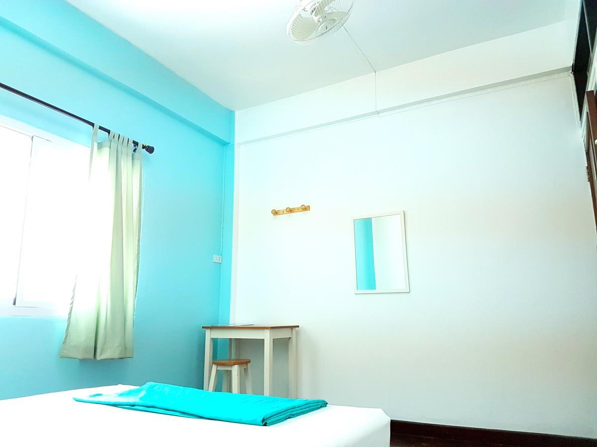 The I Talay Room And Souvenir Krabi town Exteriör bild
