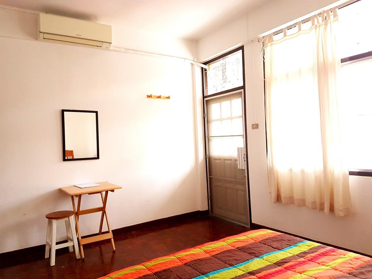 The I Talay Room And Souvenir Krabi town Exteriör bild