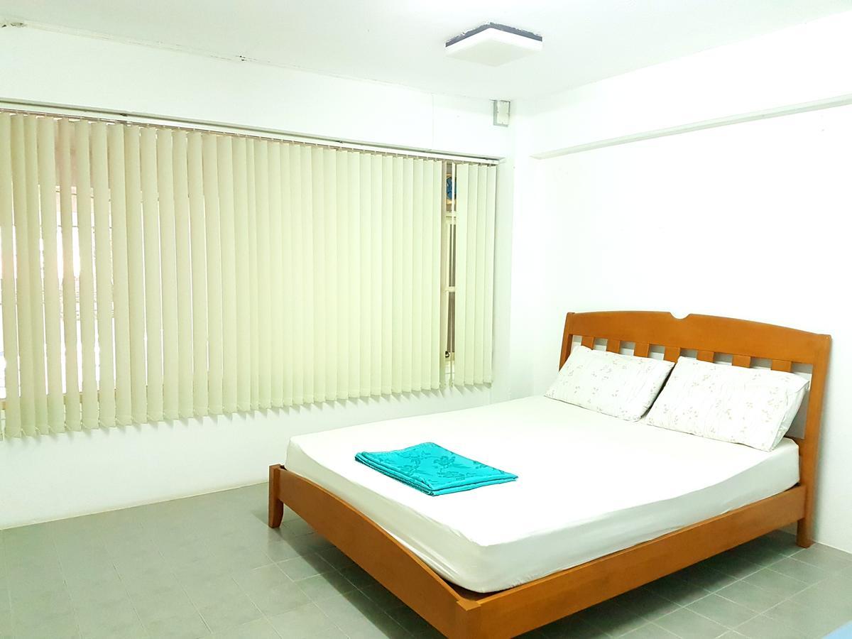 The I Talay Room And Souvenir Krabi town Exteriör bild